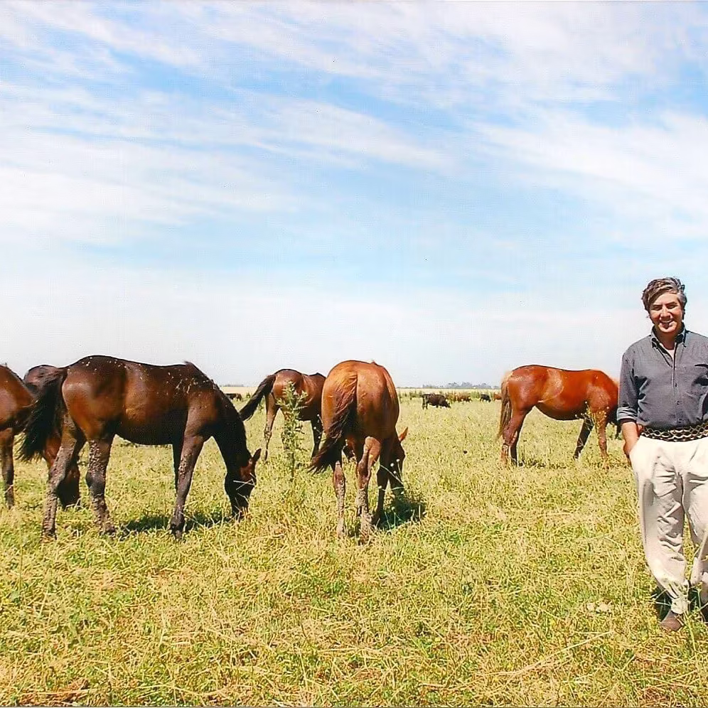 Fede Cendoya Around Horses