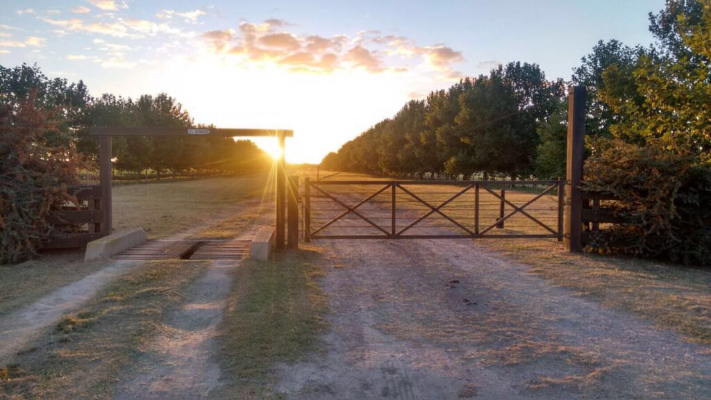 El Venado Entrance with a sunny Sunset
